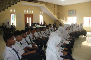 LDKS MTsN 10 KUNINGAN ISI PENGETAHUAN TENTANG BAHAYA NARKOBA