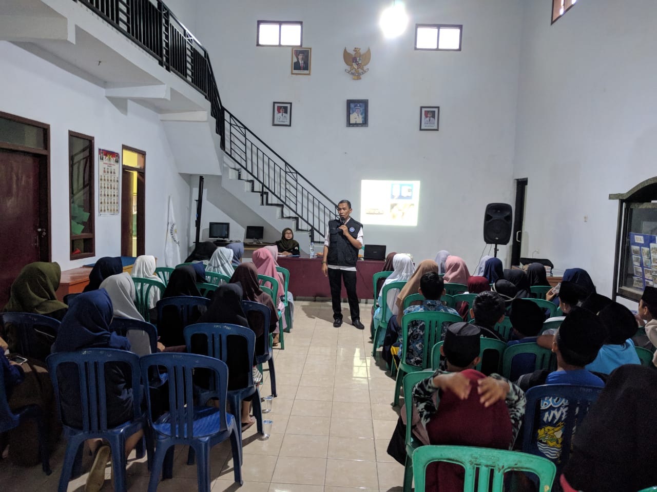 Sosialisasi P4GN Bagi Pelajar Pada Kegiatan Bakti Sosial (Baksos) Ikatan Mahasiswa Kuningan (IMK) Wilayah Cirebon