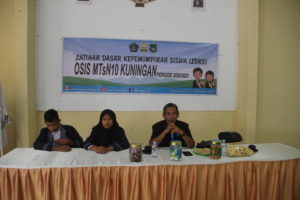 LDKS MTsN 10 KUNINGAN ISI PENGETAHUAN TENTANG BAHAYA NARKOBA