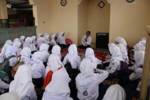 Siswa MTsN 2 Kuningan Lakukan Kunjungan Edukasi ke BNNK Kuningan