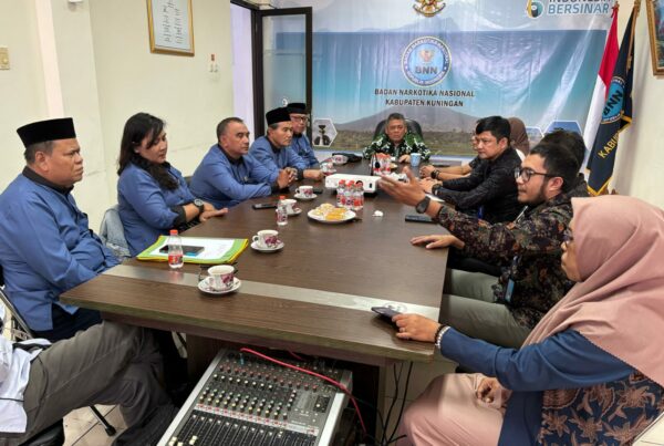 Perkuat Sinergi dalam Edukasi Bahaya Narkoba, Kepala BNNK Kuningan Sambut Kunjungan FKUB
