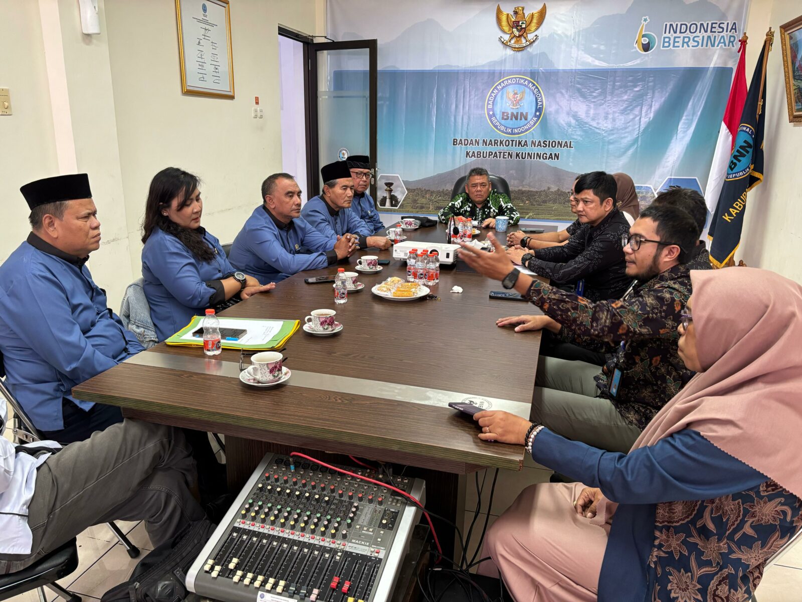 Perkuat Sinergi dalam Edukasi Bahaya Narkoba, Kepala BNNK Kuningan Sambut Kunjungan FKUB Perkuat Sinergi dalam Edukasi Bahaya Narkoba, Kepala BNNK Kuningan Sambut Kunjungan FKUB