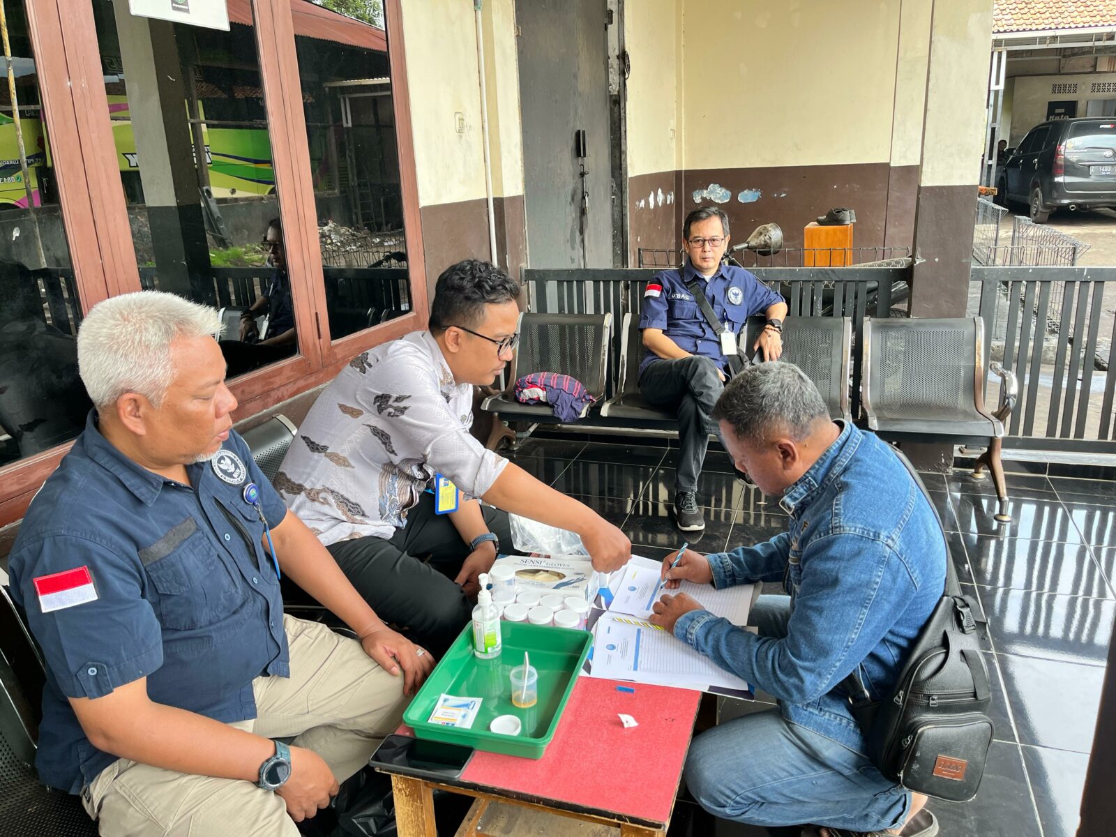 BNNK Kuningan Perkuat Pemberdayaan Masyarakat melalui Tes Urine BNNK Kuningan Perkuat Pemberdayaan Masyarakat melalui Tes Urine